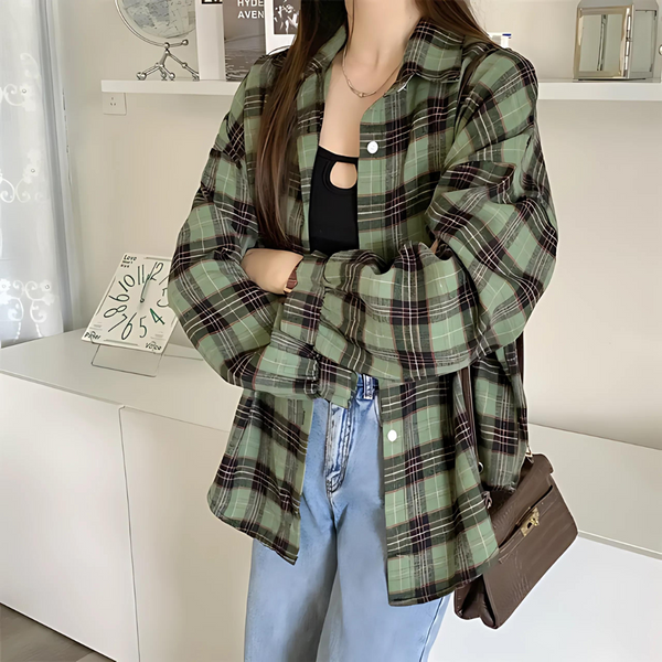 Flannels and Oak PlaidTrend Women’s Shirt